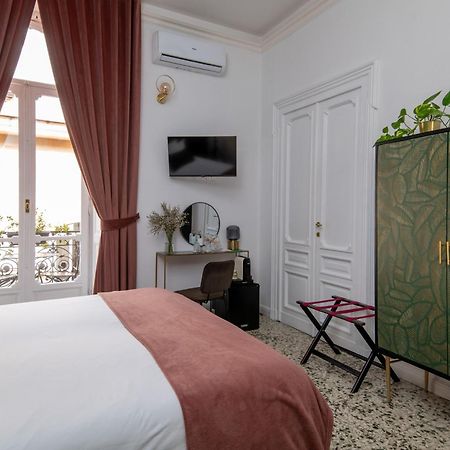 Quatrum Napoli - B&B Luaran gambar