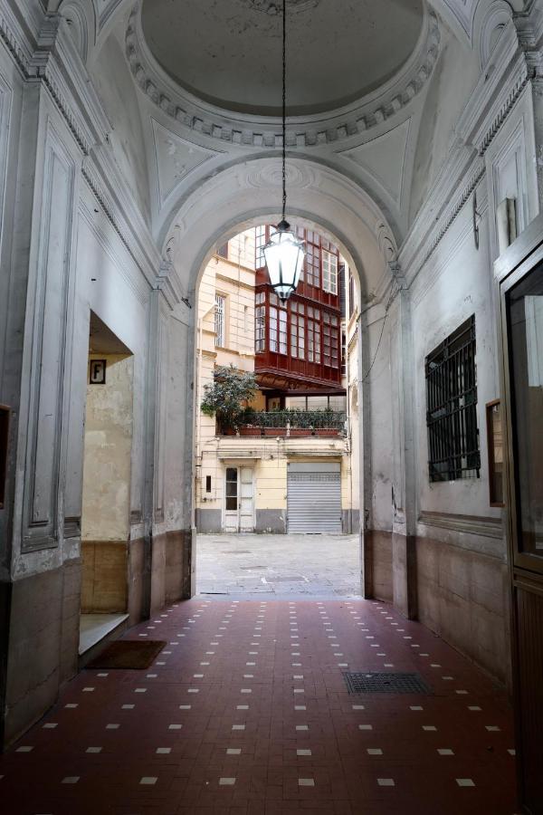 Quatrum Napoli - B&B Luaran gambar