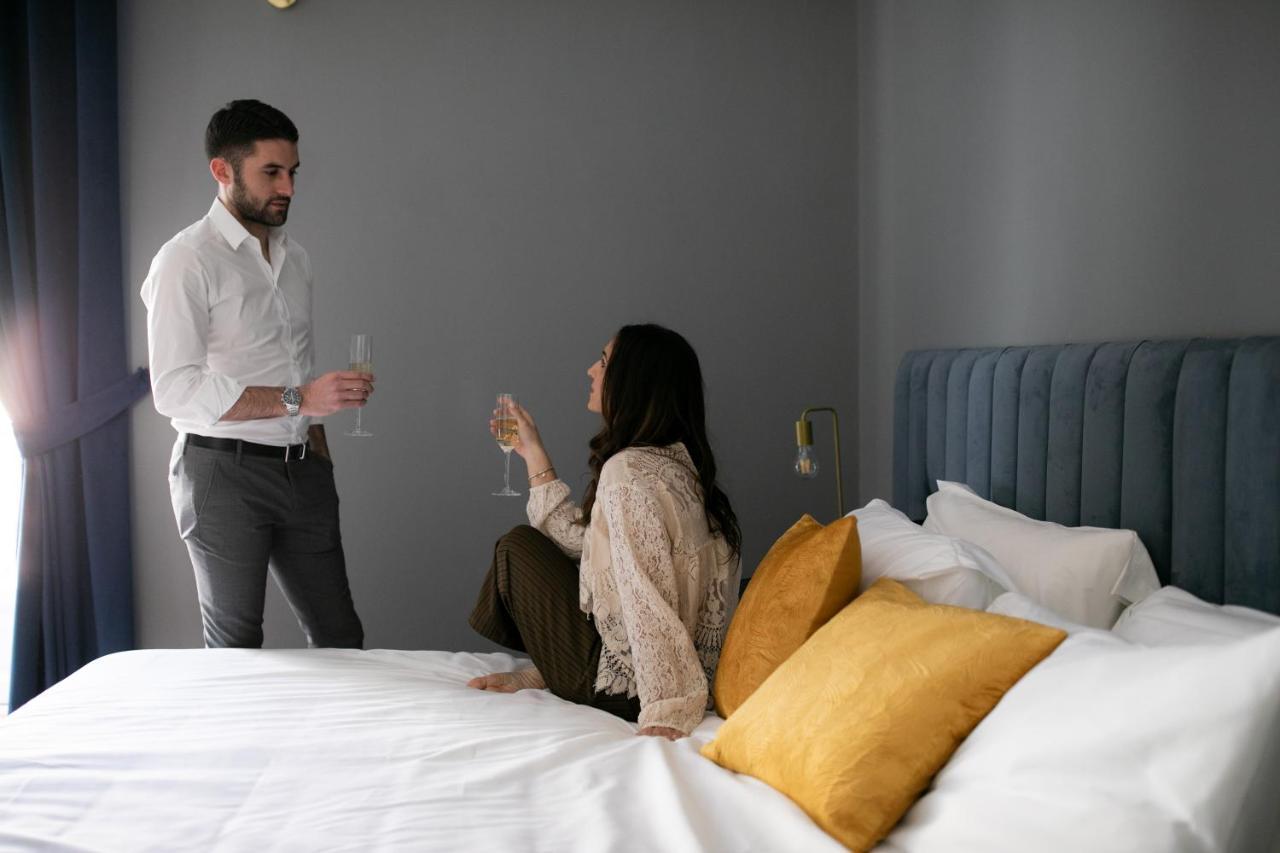 Quatrum Napoli - B&B Luaran gambar