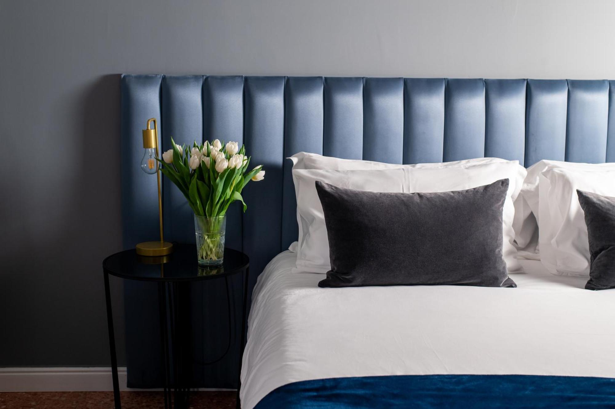 Quatrum Napoli - B&B Luaran gambar